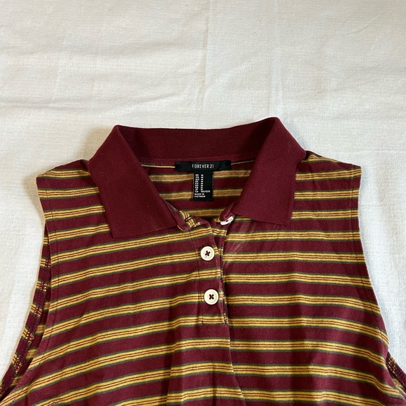 âď¸3/$15âď¸F21 | Maroon & Yellow Striped Preppy Collared Crop Top size Medium - Picture 3 of 9